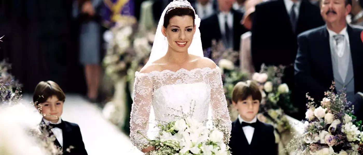 Anne Hathaway Shares 'Princess Diaries 3' Development Update