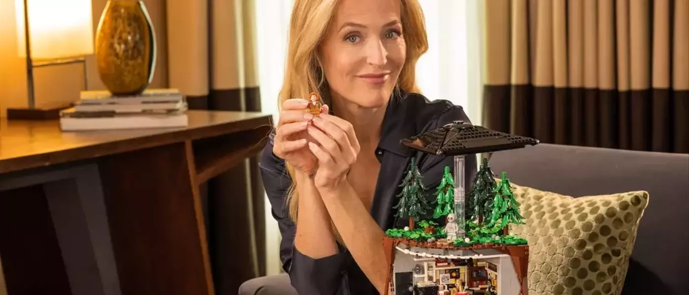 Lego Debuts 'The X-Files' Collector's Set, Featuring Mulder and Scully Minifigures