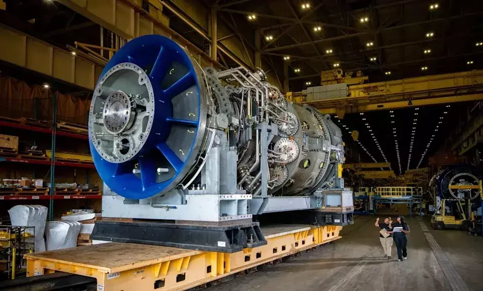 GE Vernova Shares Decline Despite AI-Driven Order Surge