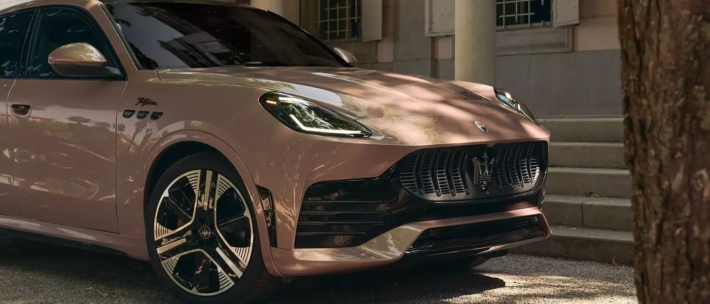 A Glimpse into the Future: The 2027 Maserati Grecale Folgore