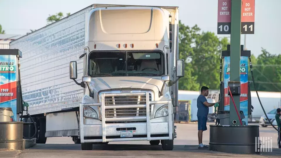 Rethinking Owner-Operator Recruitment: Beyond Bonuses and Percentages