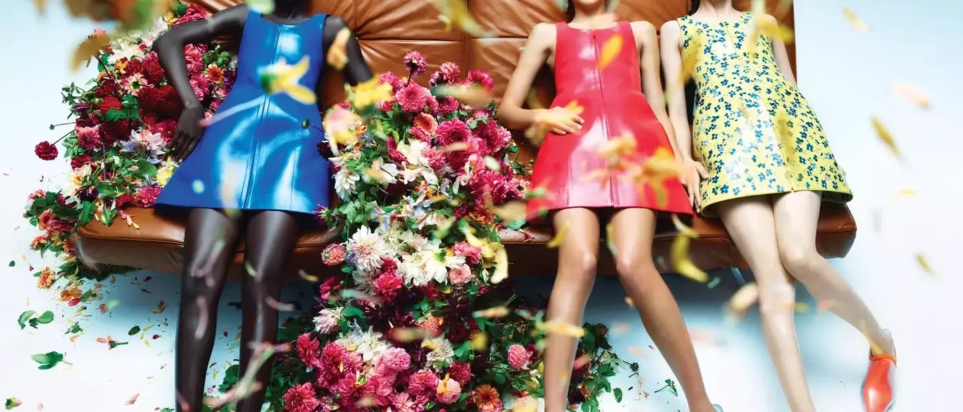Mastering Color Theory for Your Wardrobe: A Comprehensive Guide to Enhancing Your Style