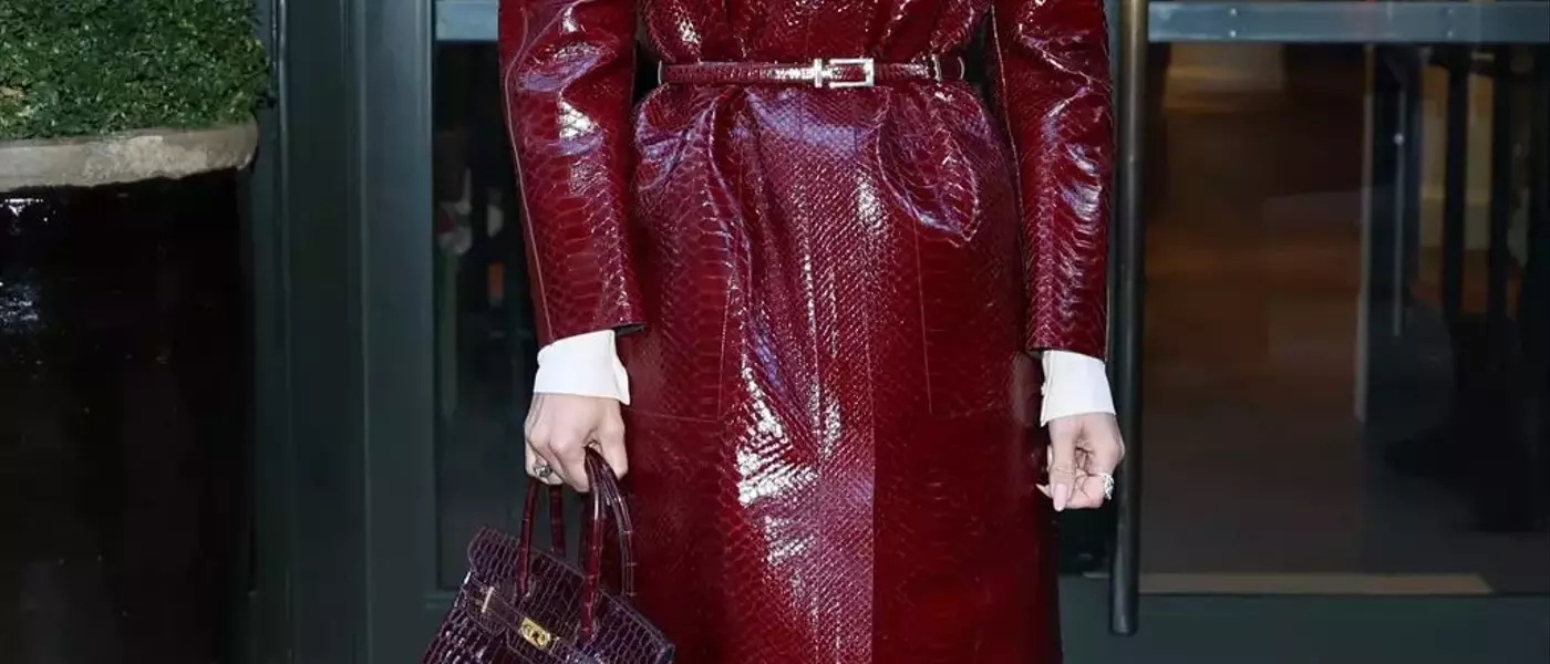 Jennifer Lopez's Iconic Fashion Evolution: A Retrospective