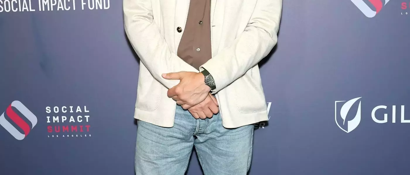 John Mayer's Summer Blazer Style Echoes Eric Clapton
