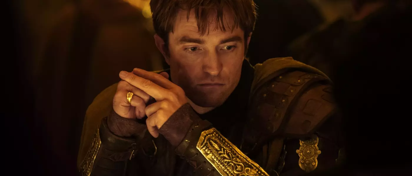 “The Odyssey” surpasses “The Dark Knight” in box office success, sparking debate over its status as a Christopher Nolan masterpiece
