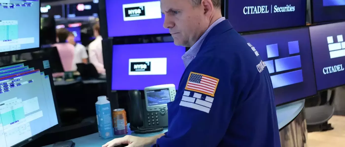 Market Dynamics: Interest Rates, Tech Earnings, and Geopolitical Tensions