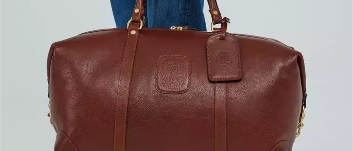 The Ultimate Guide to Premium Leather Duffel Bags for Discerning Travelers
