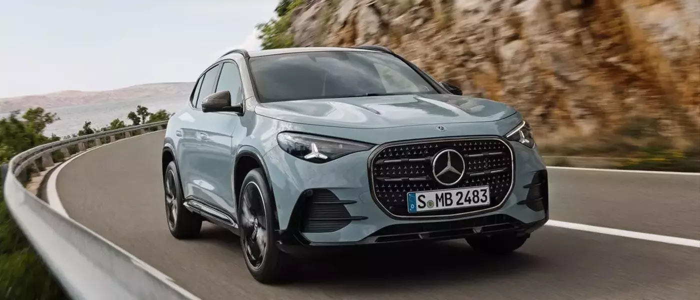 The All-New 2028 Mercedes-Benz GLA-Class: A Hybrid Evolution