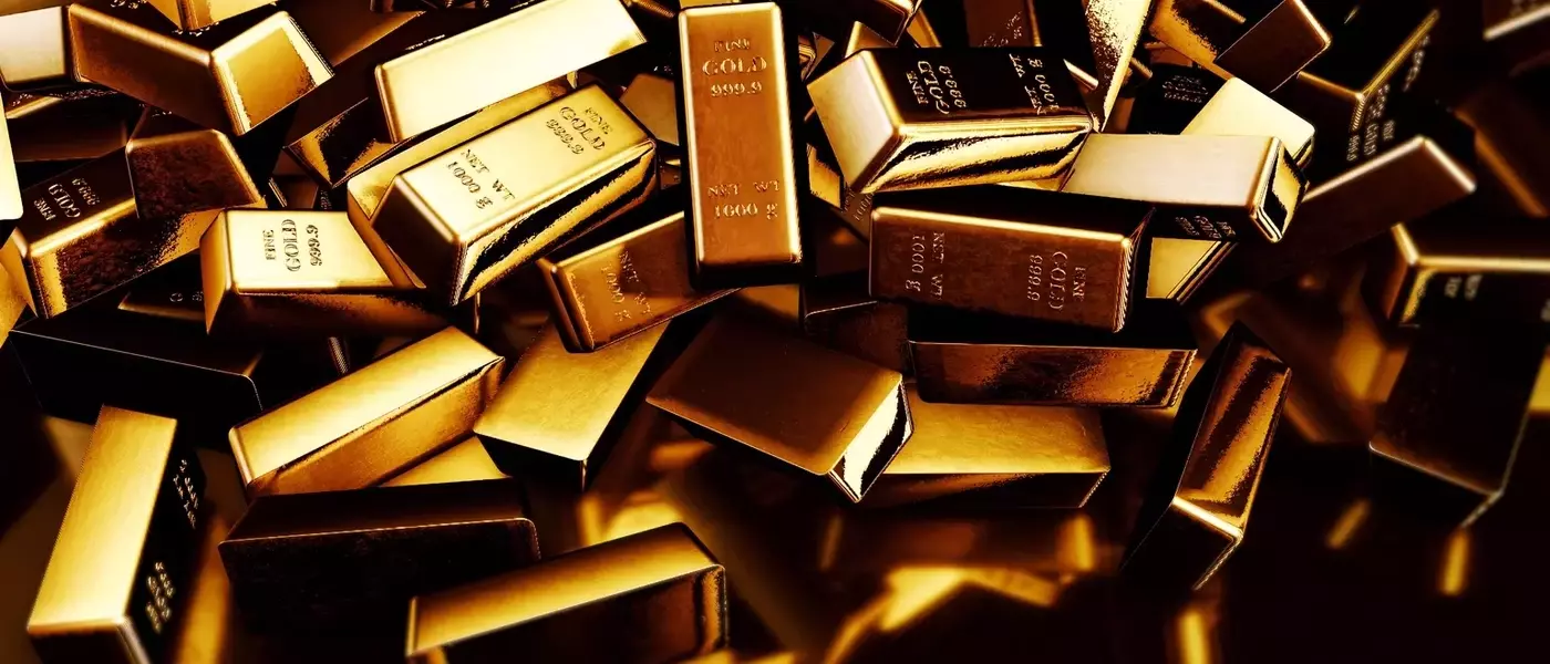 Gold's Performance Amidst Economic Shifts and Central Bank Demands