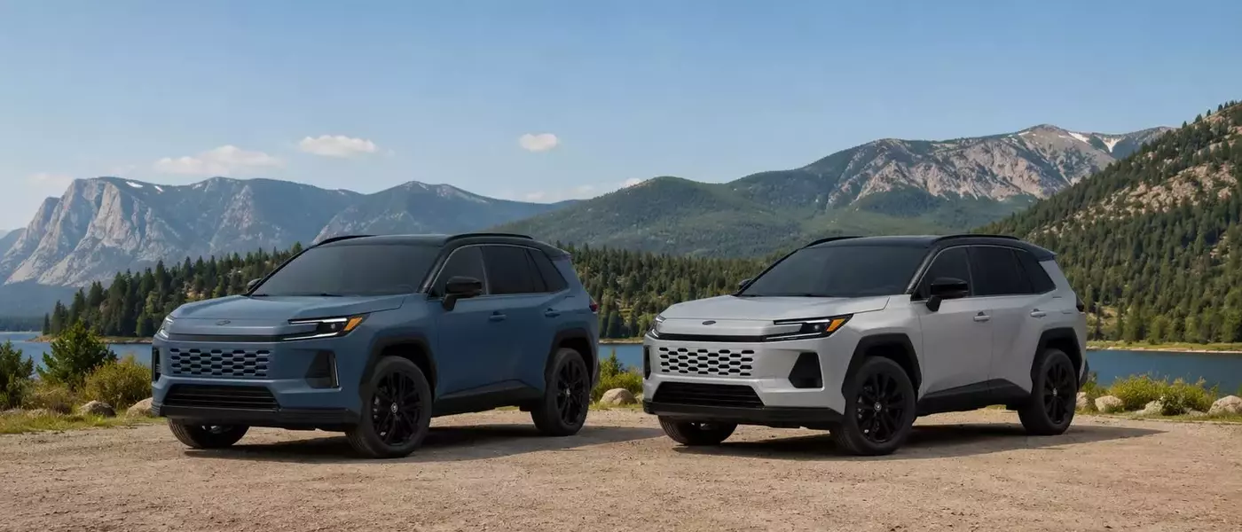 Choosing Between Two Toyota RAV4 Trims: XSE Hybrid vs. SE PHEV