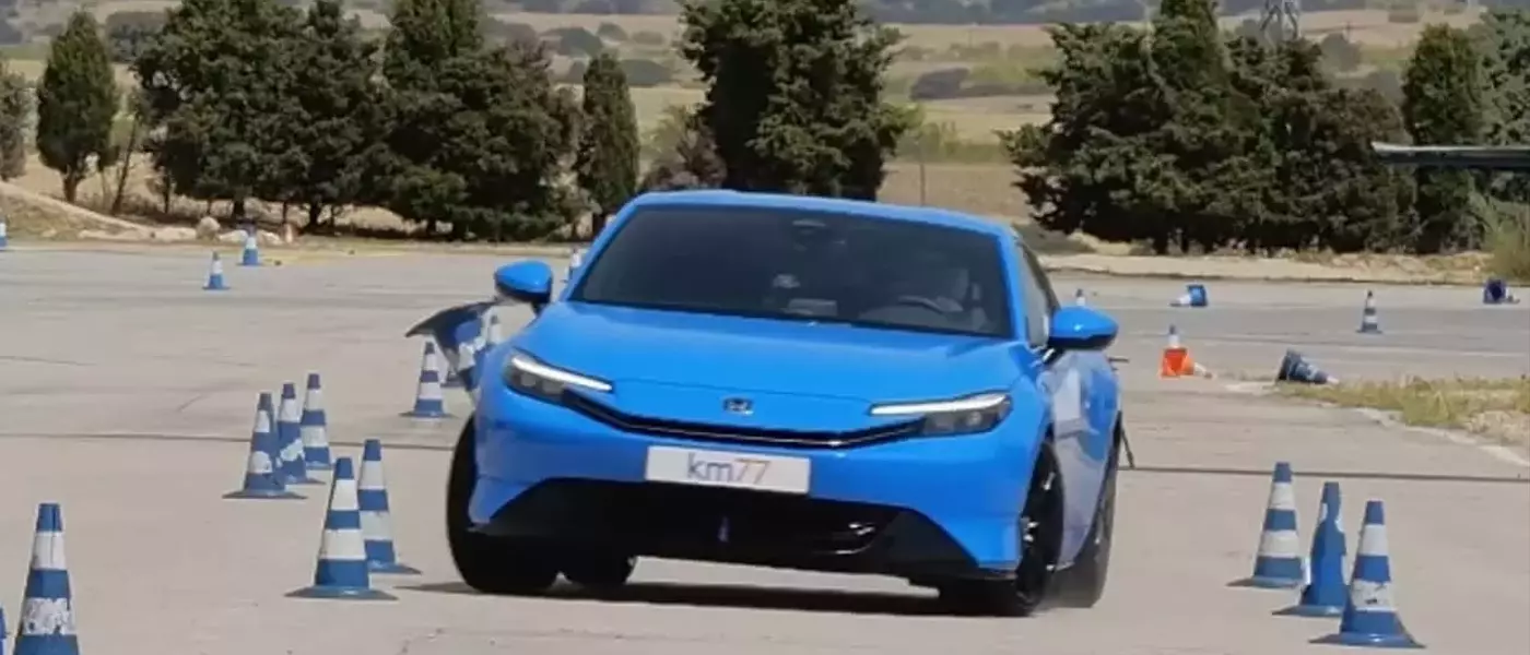 Honda Prelude Excels in Emergency Maneuver Test