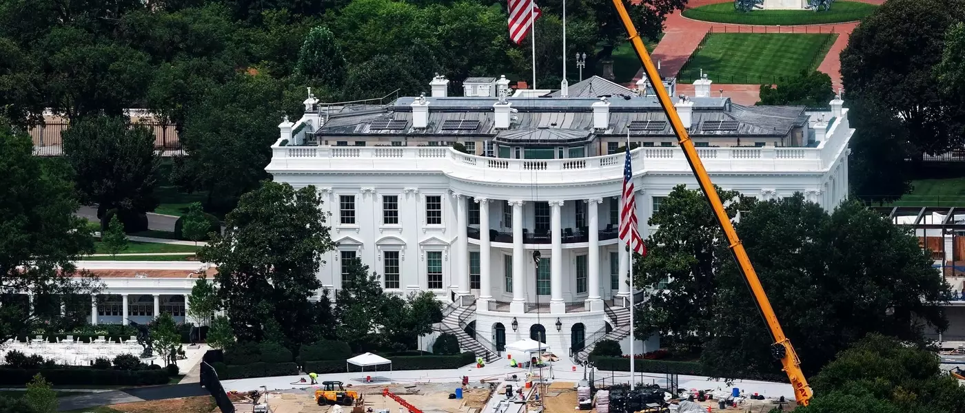 White House Helipad Project Faces Setback and Redesign
