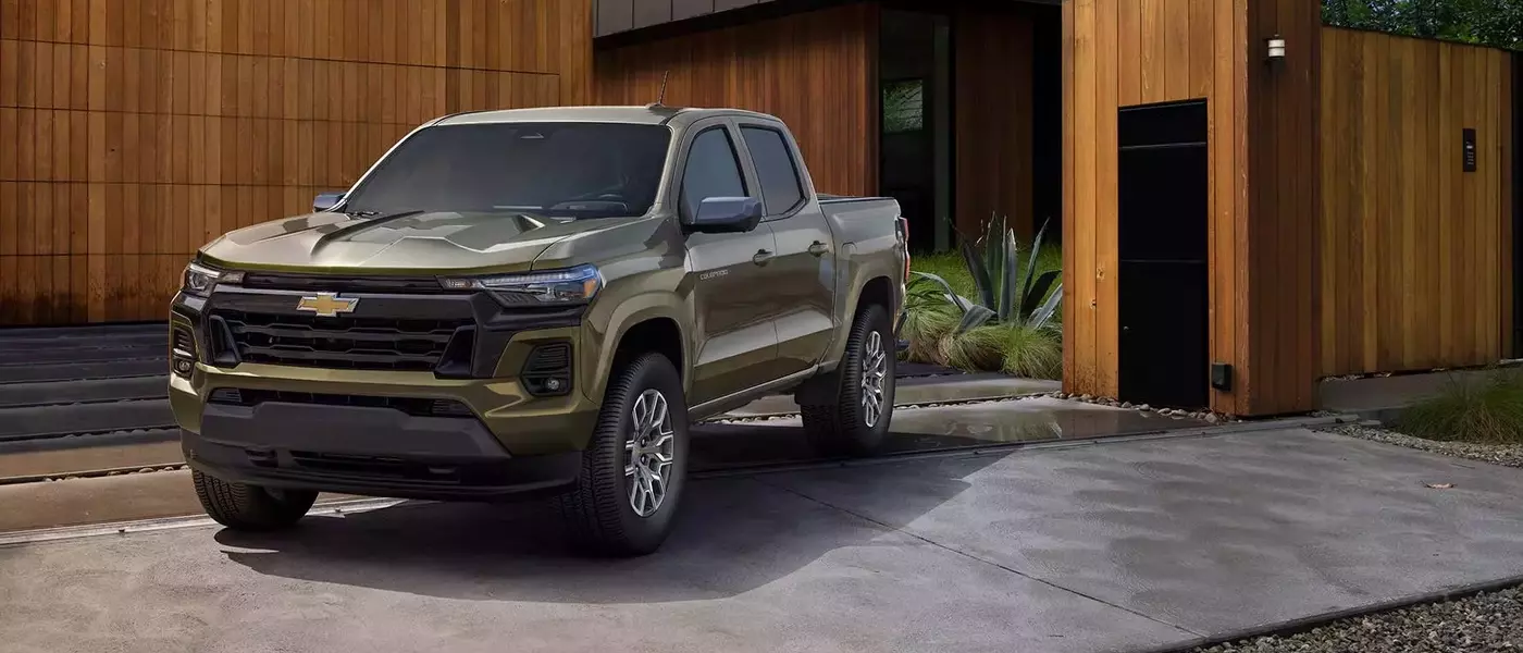 Midsize Truck Showdown: Ranger, Colorado, and Canyon Value Comparison