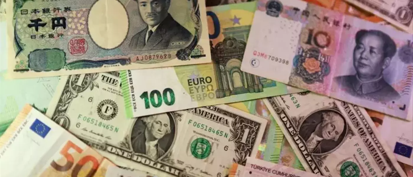 Dollar's Position Stabilizes Amidst Job Report Aftermath, Inflation Data Looms