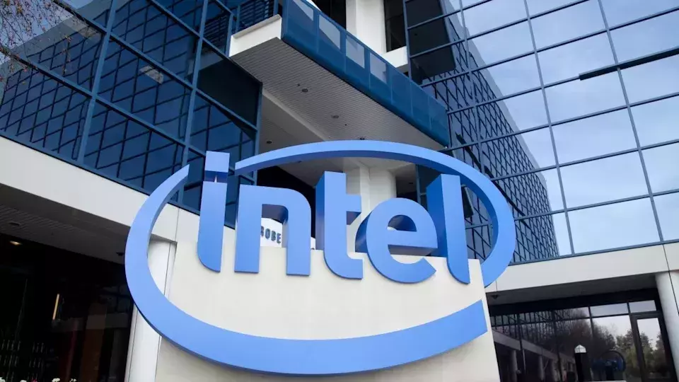 Intel Shares Dip After $15 Billion Stock Offering, Chip Sector Remains Stable