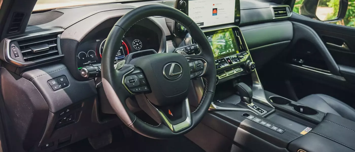 2026 Lexus LX700h Overtrail: A Luxurious Off-Road Hybrid SUV