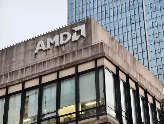 AMD's Q3 Surge: Strong Growth in Server CPUs and Data Center Dominance