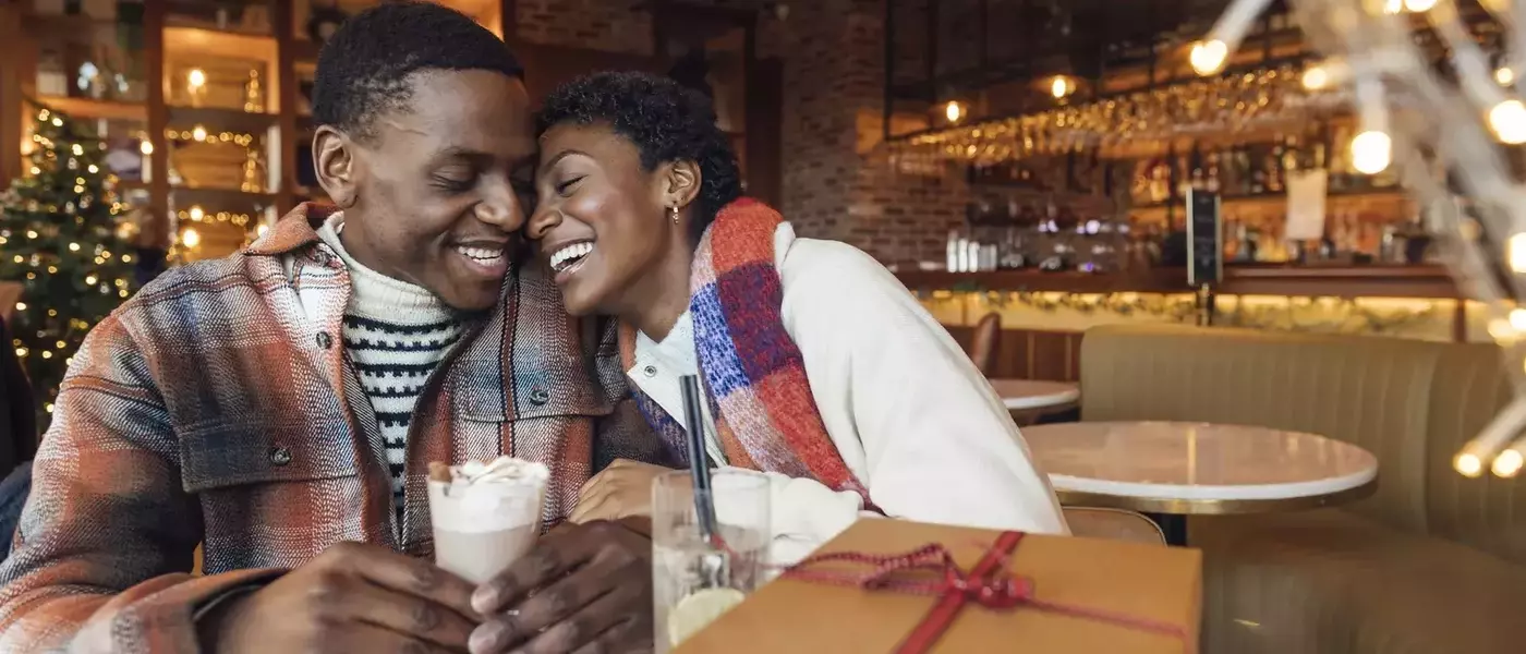 The Art of Thoughtful Giving: Navigating Holiday Gift Etiquette