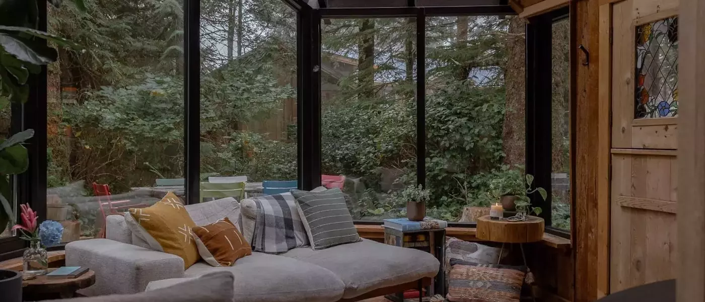 Discover British Columbia's Best Airbnb Stays