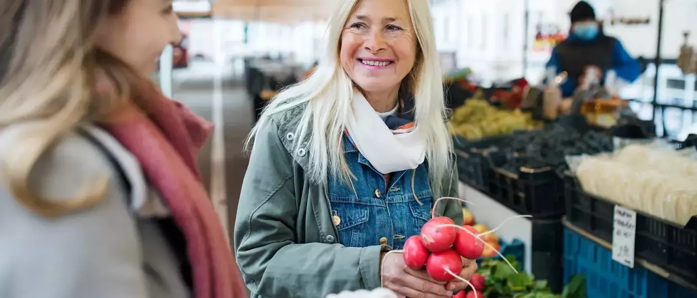 Top US Cities for Retirees Who Value Farmers Markets