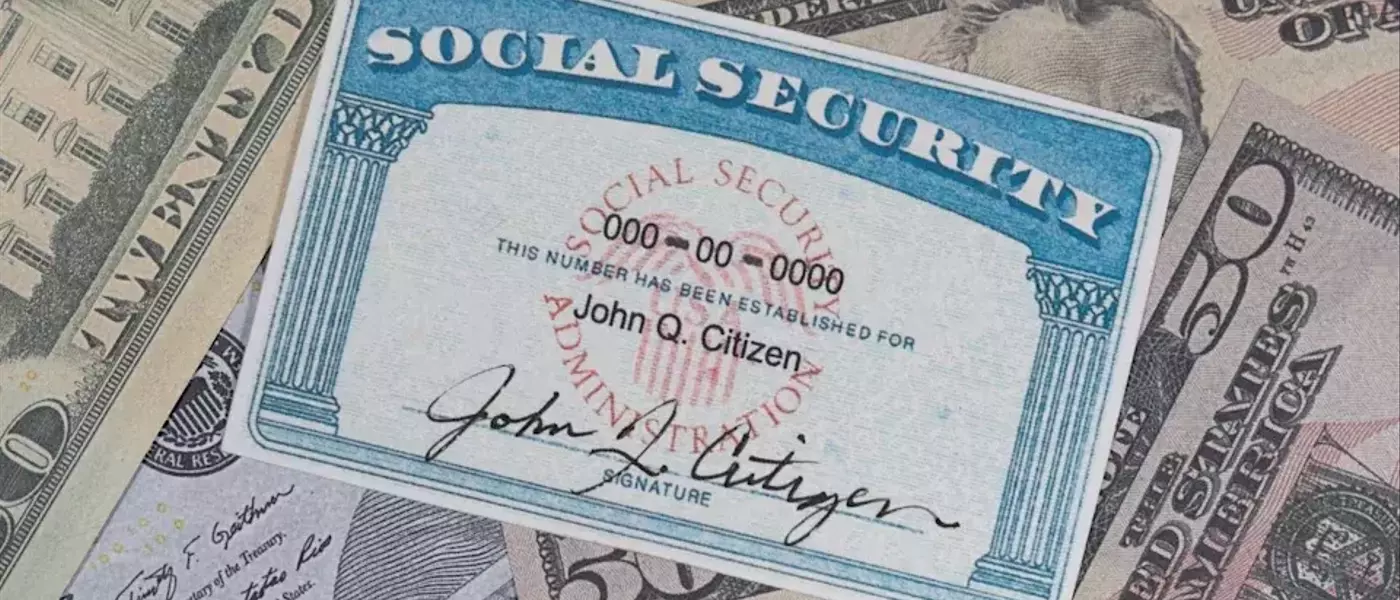 Optimal Social Security Claiming Strategies: Early vs. Delayed Benefits