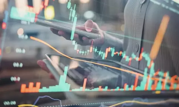 Invesco Small Cap Value Fund's Stellar Q2 Performance Driven by Tech Gains