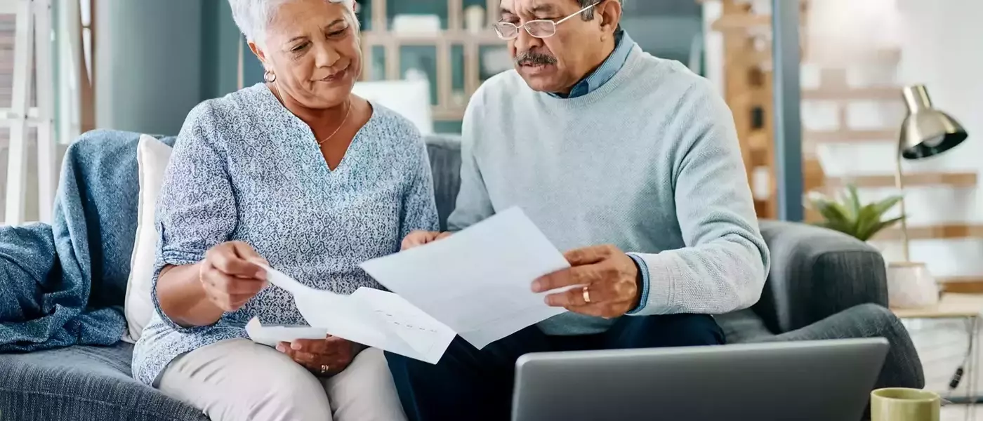 Understanding 403(b) Plans Versus Roth IRAs for Retirement Savings