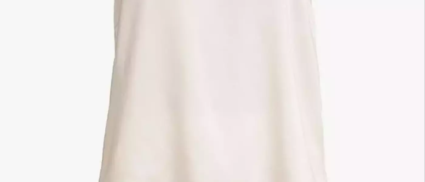 Elegant Bridal Attire for Your Wedding Day Preparations