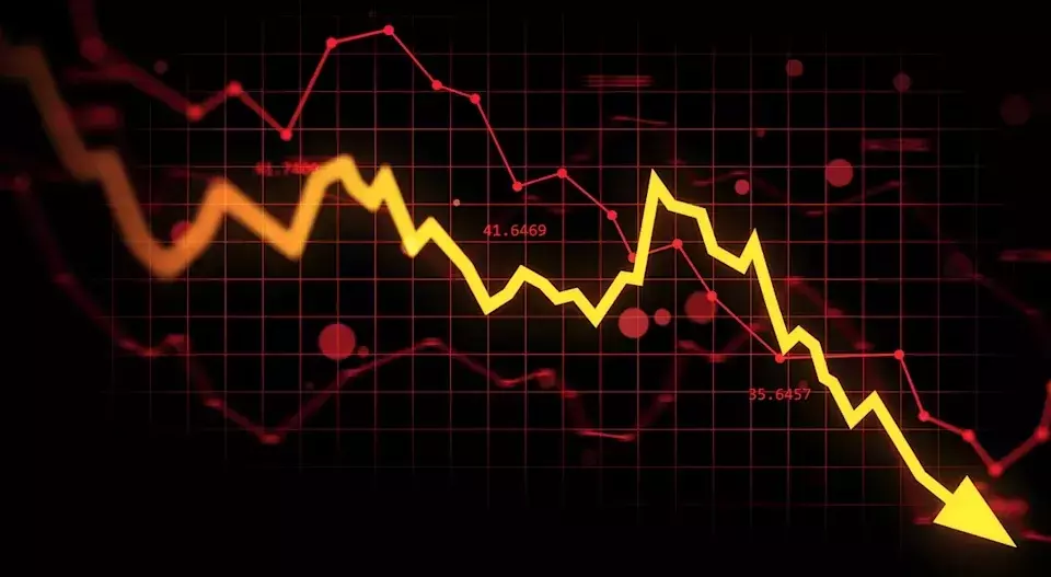 Fabrinet Shares Decline Despite Strong Earnings, Due to Margin and Cash Flow Concerns