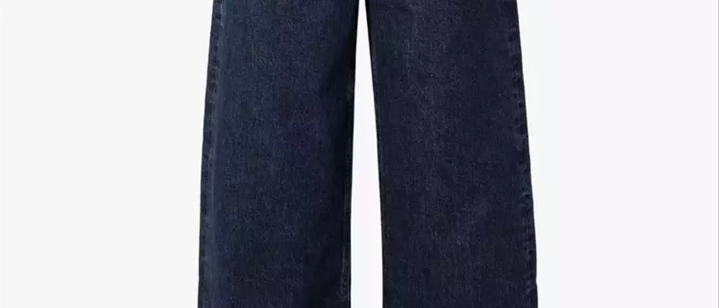 Mastering the Wide-Leg Jean: A Comprehensive Style Guide