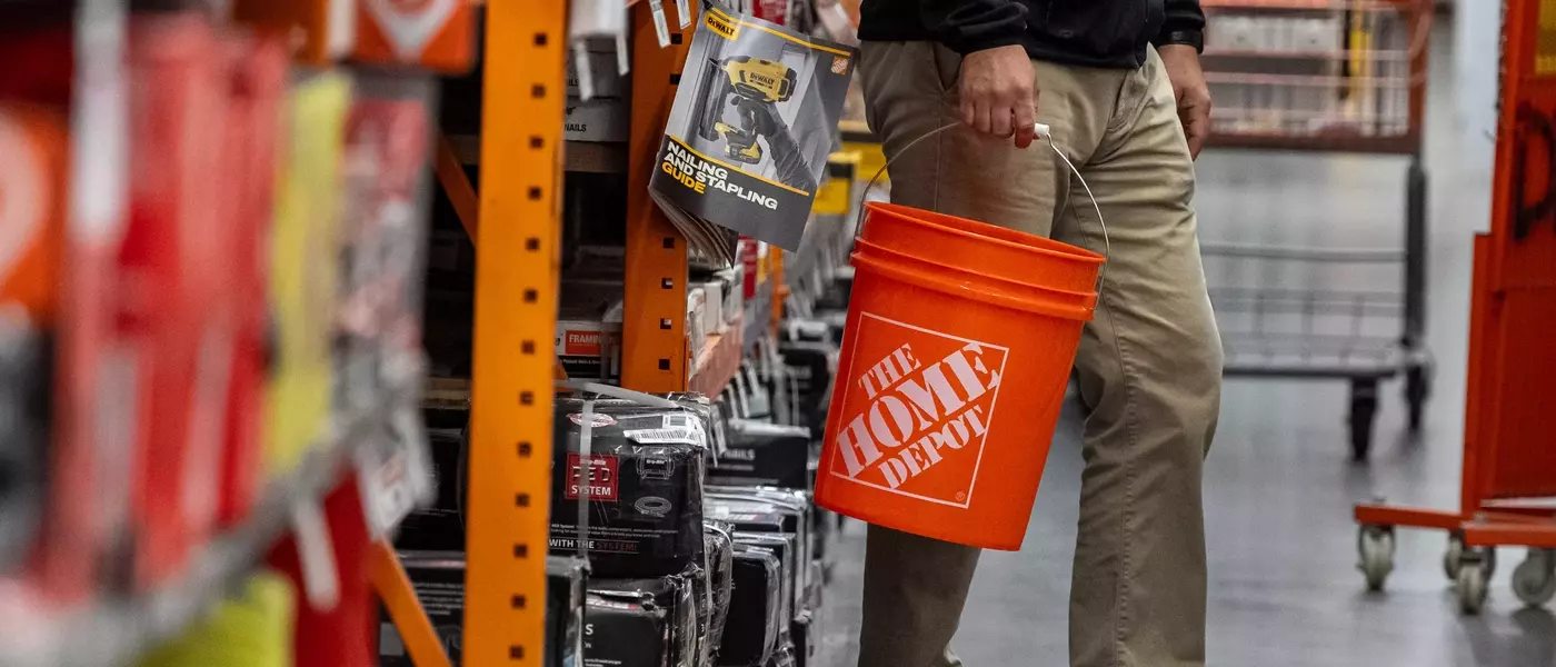 Home Depot Exceeds Q2 Expectations as Customers Prioritize Smaller Home Projects Amidst Stagnant Housing Market