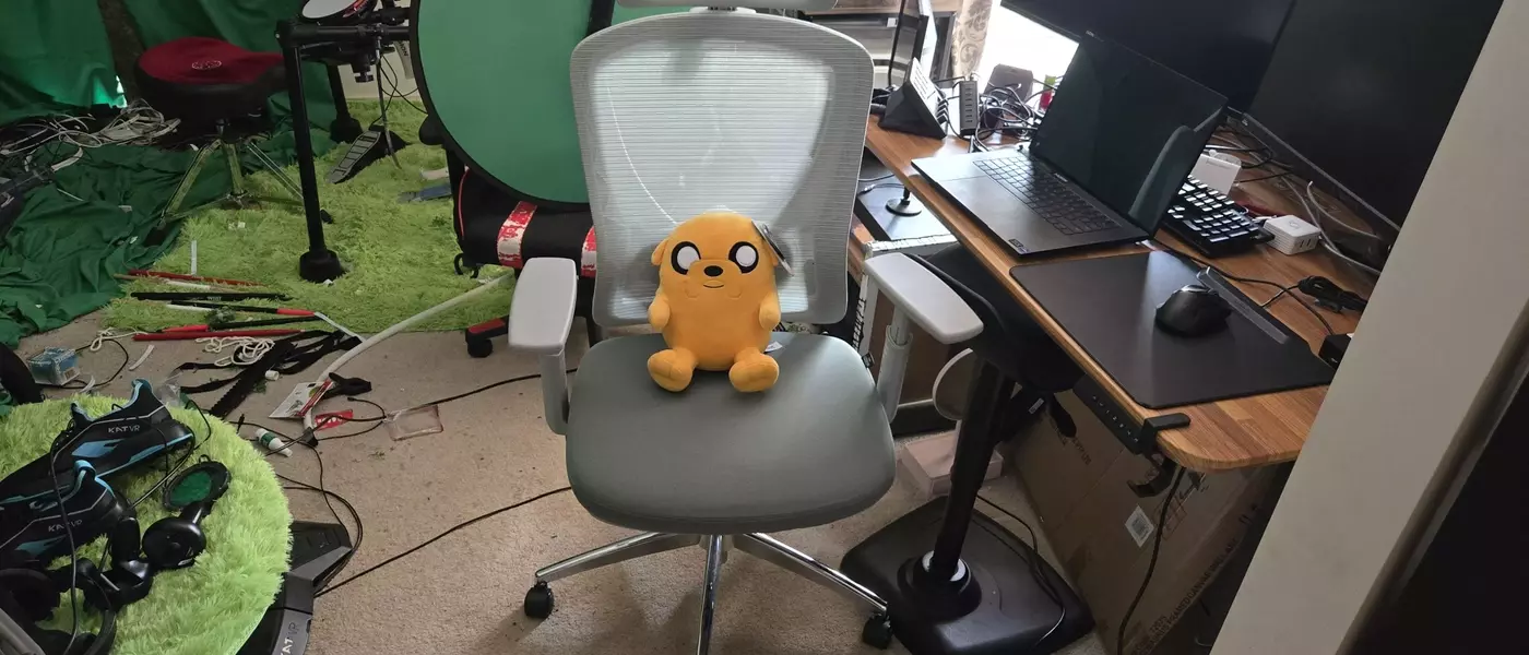 Boulies EP200 Gaming Chair Review: A Budget-Friendly Ergonomic Option