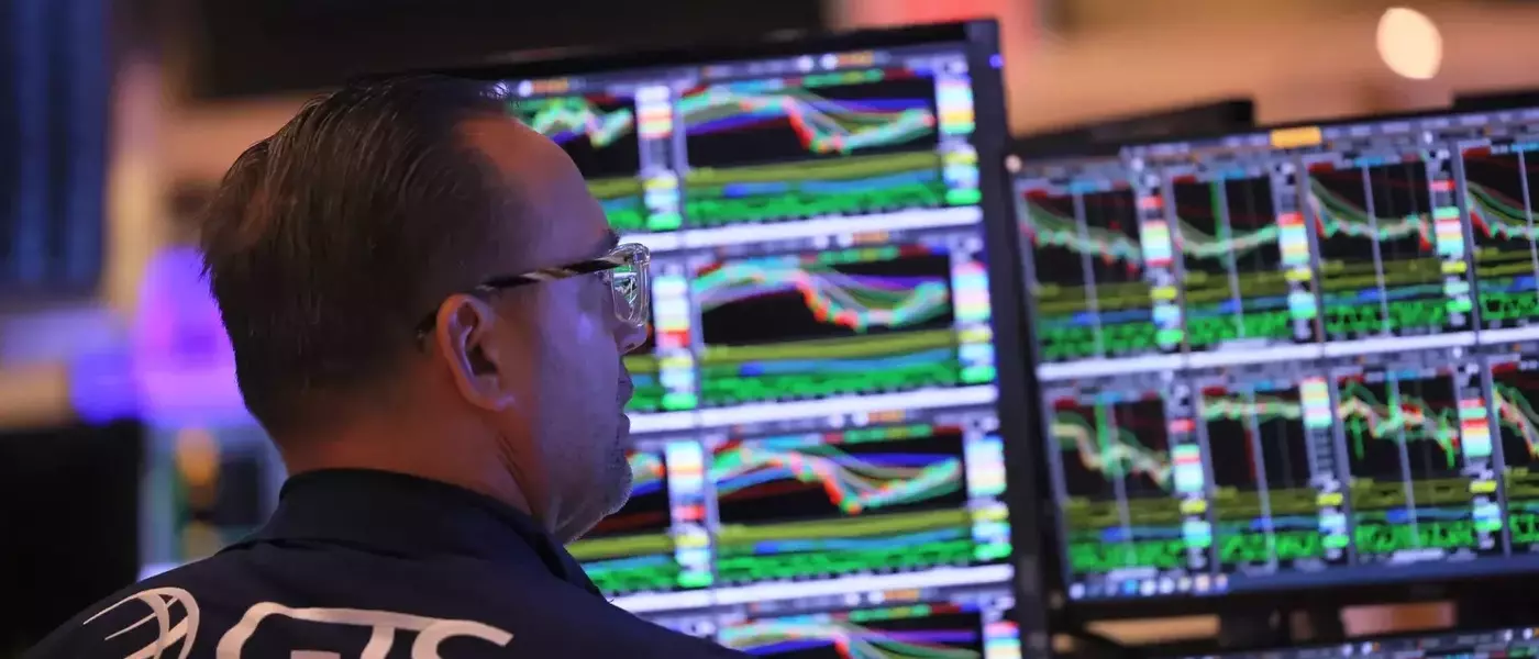Stocks vs. Bonds: A Comprehensive Investment Guide
