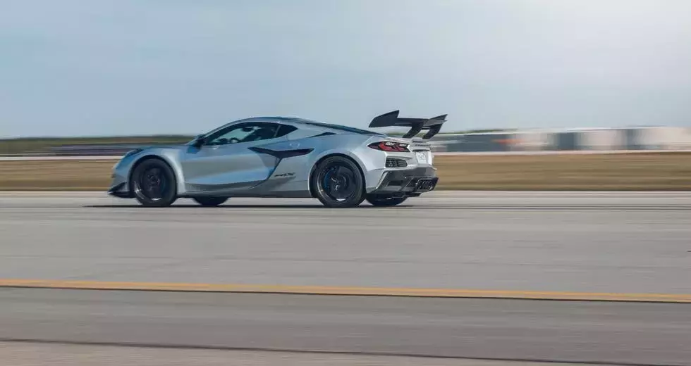 2026 Chevrolet Corvette ZR1X: Speed and Engineering Marvel