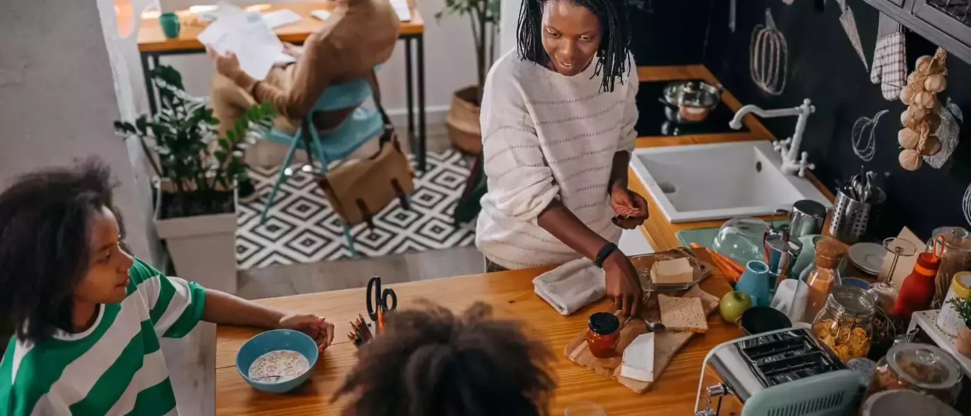 The 'Married Single Mother' Phenomenon: Unpacking Unequal Parental Burdens