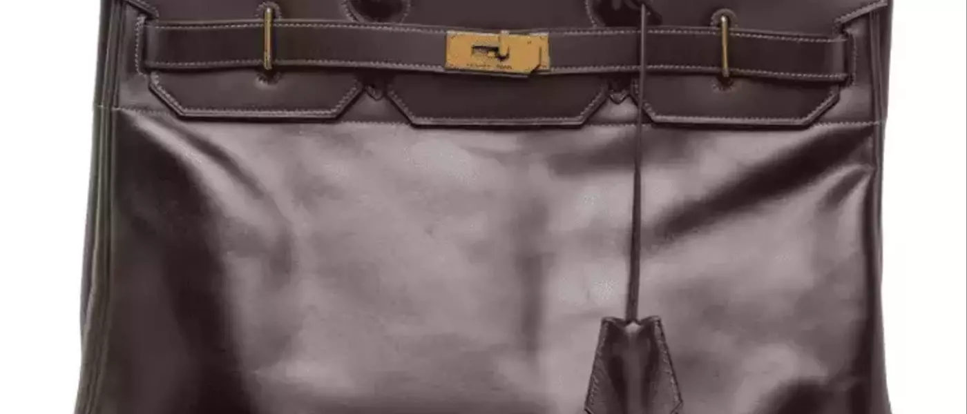 The Rise of Men's Luxury Handbags: Style and Practicality Combined
