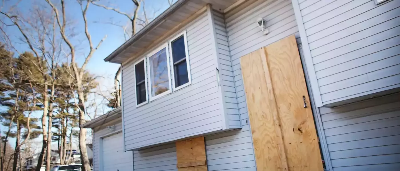 Navigating the Complexities of Acquiring Foreclosed Properties