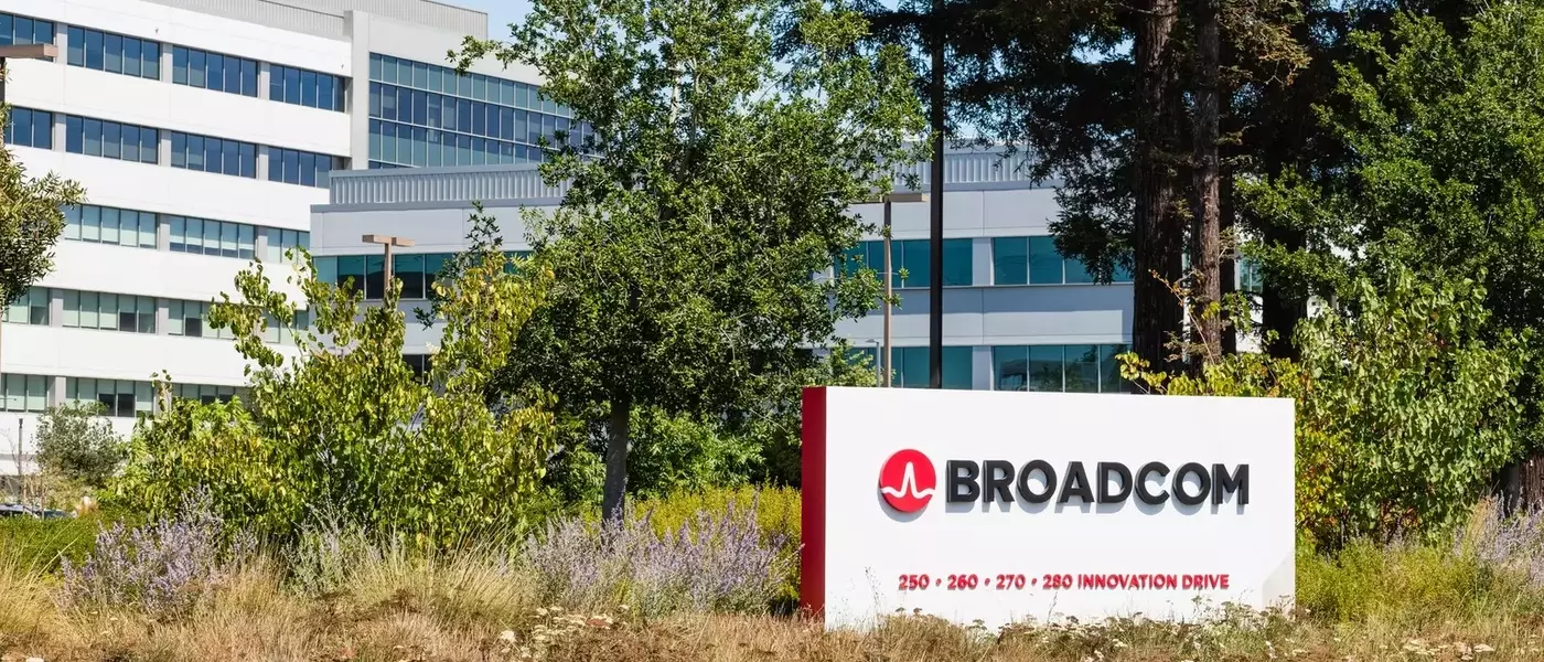 Broadcom's AI Semiconductor Future and Market Position: A Hold Rating Assessment