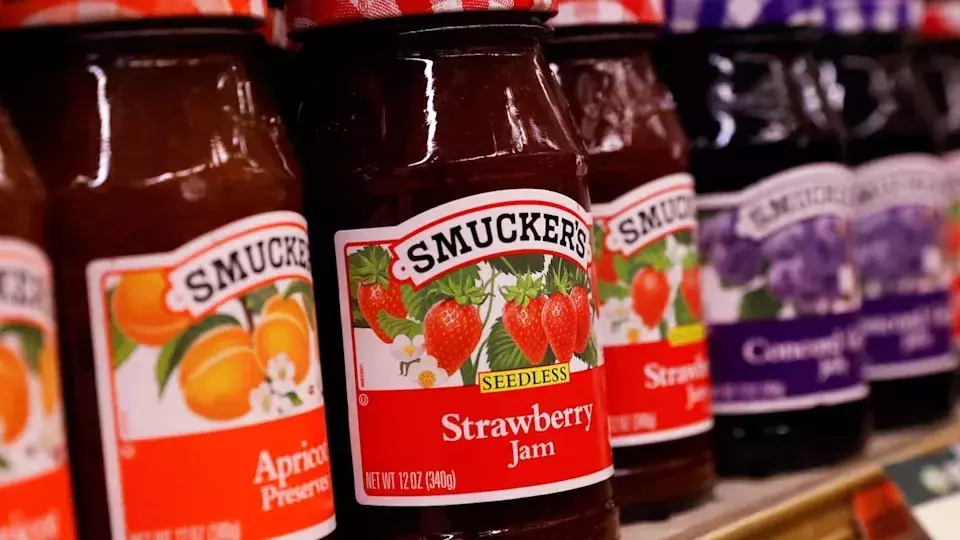J.M. Smucker's Stellar Q1 2027 Performance and Upgraded Fiscal Outlook