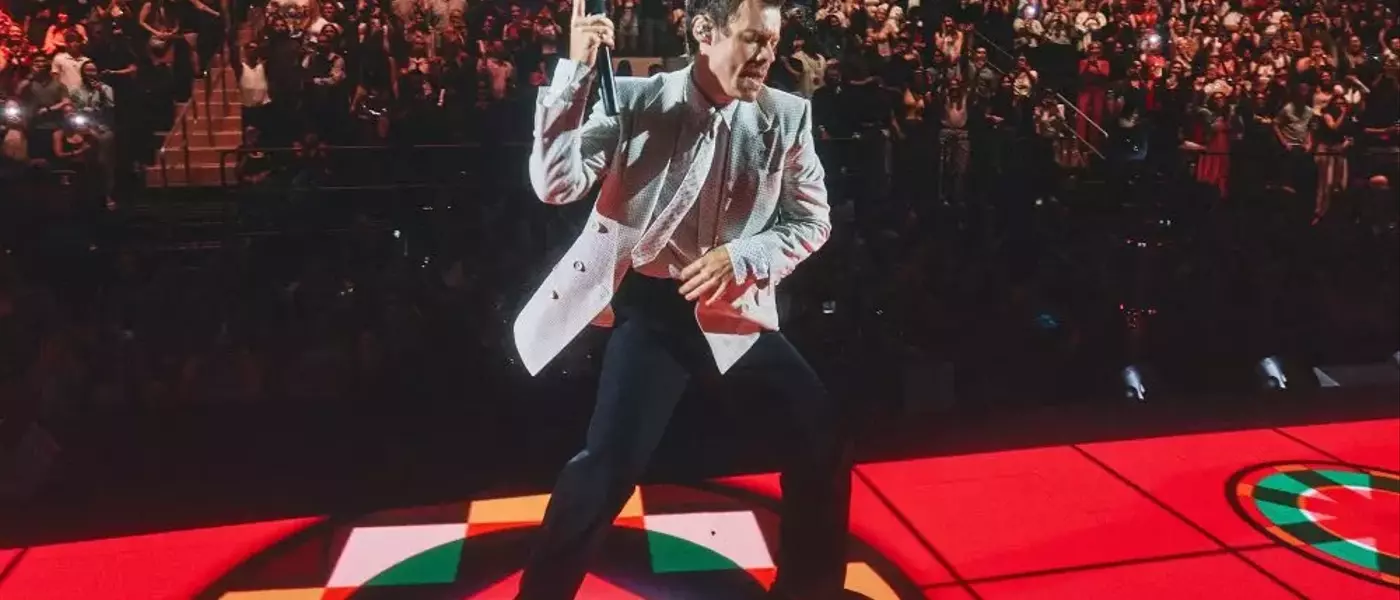 Harry Styles Reimagines Madison Square Garden Setlist and Honors Dolly Parton
