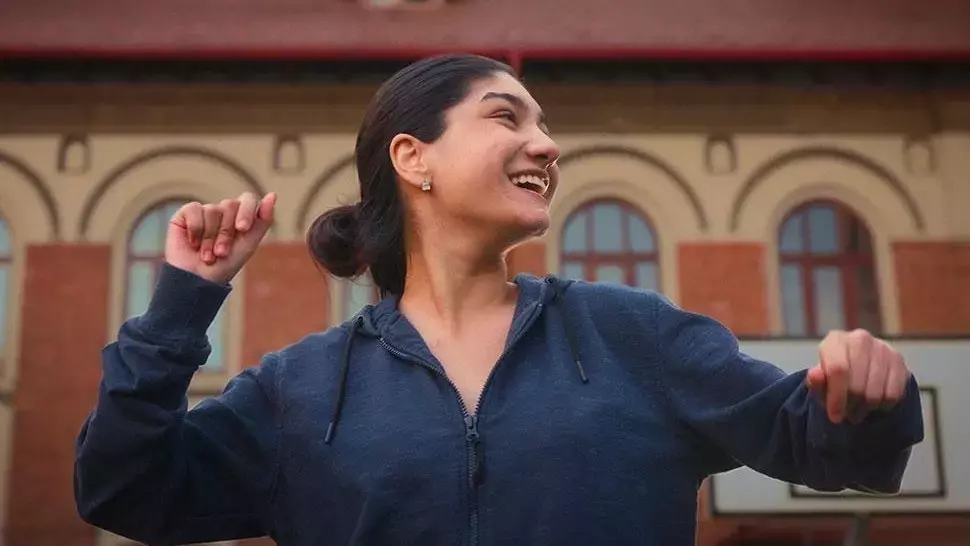 A Young Roma Woman Navigates Cultural Collision in 'I Matter' - Exclusive Venice Clip Revealed