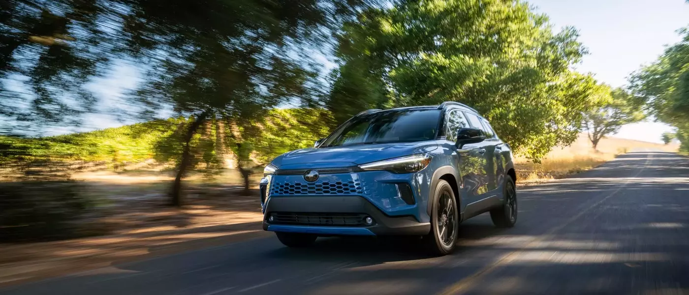 Maintaining Your Toyota Hybrid for 300,000 Miles: An Expert's Guide