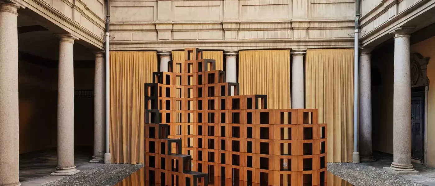 Kelly Wearstler's H&M Home Collection: A Blend of Accessibility and Timeless Design