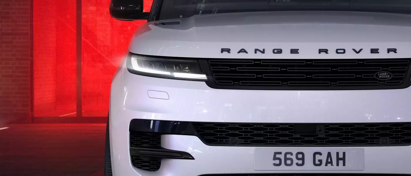 A Visual Tour of the Range Rover Sport Hybrid