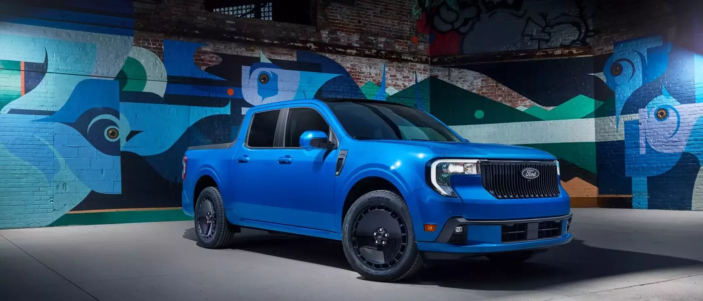 Ford Maverick's Dominance Over Hyundai Santa Cruz