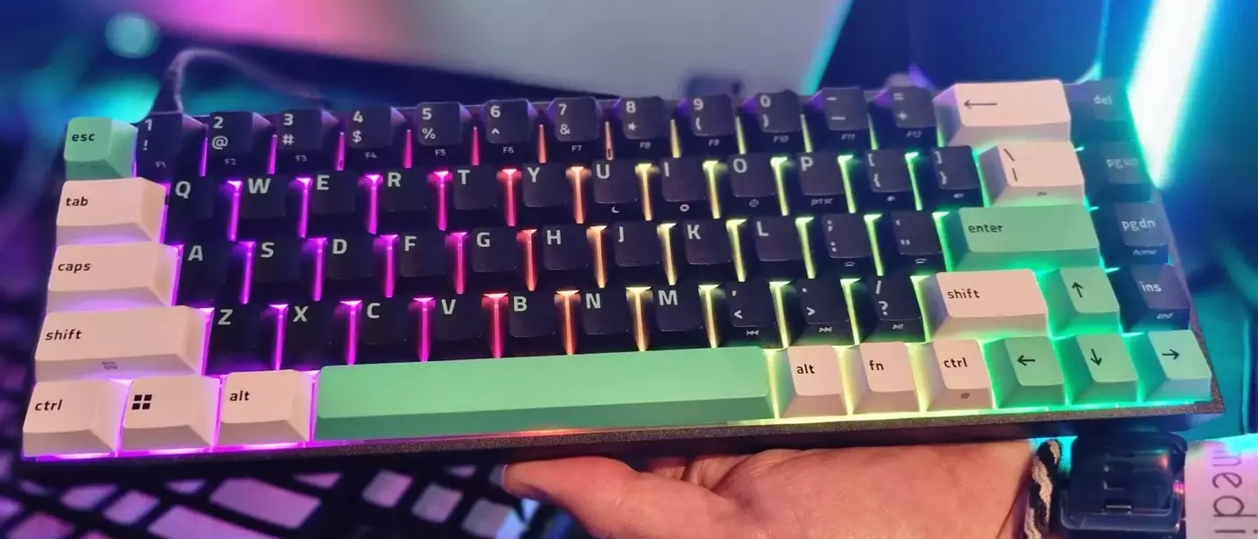 Razer's New Affordable Mini Mechanical Keyboard Impresses at Gamescom
