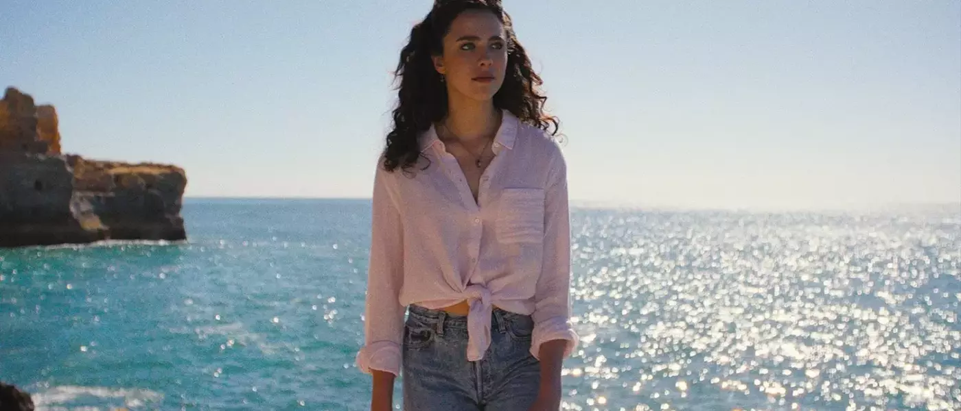 Unpersuasive Romantic Travelogue: A Review of 'Love of Your Life'