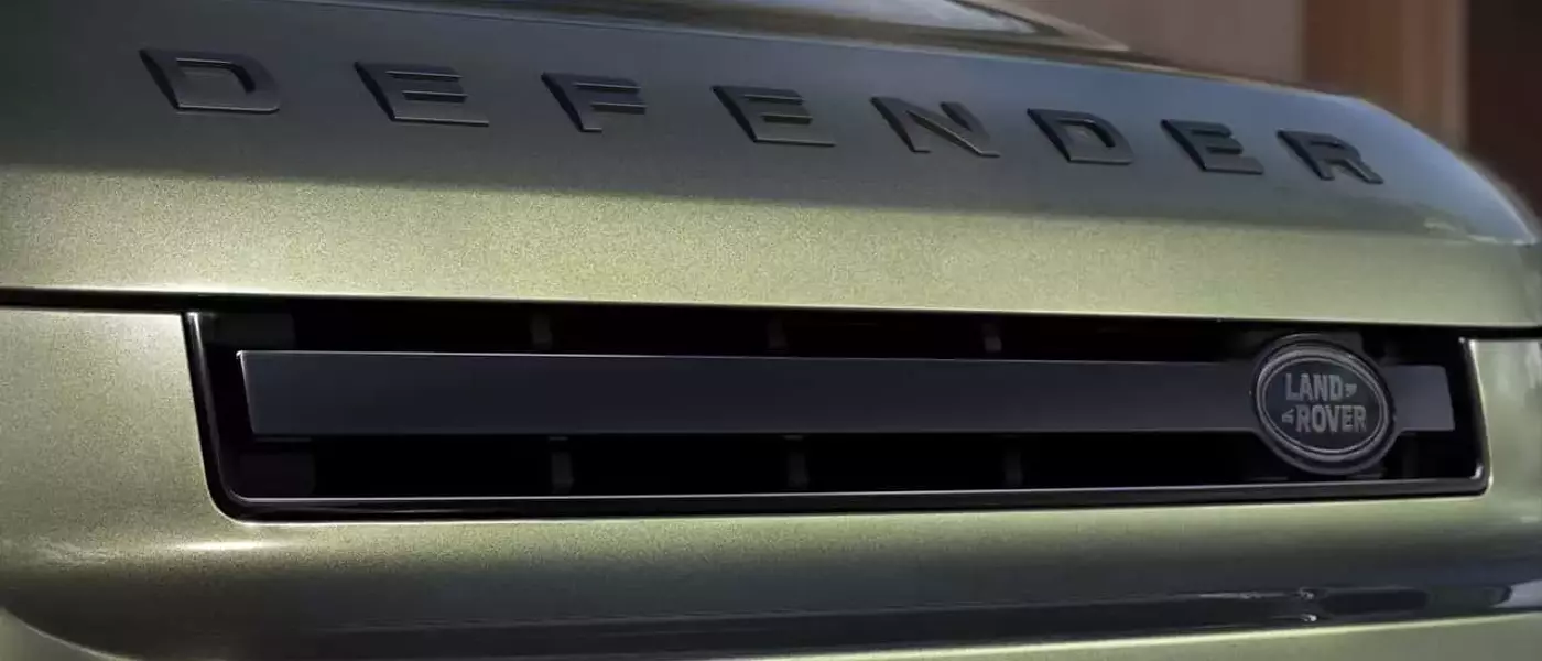 Jaguar Land Rover and Stellantis Collaborate on US-Built Defender Pickup