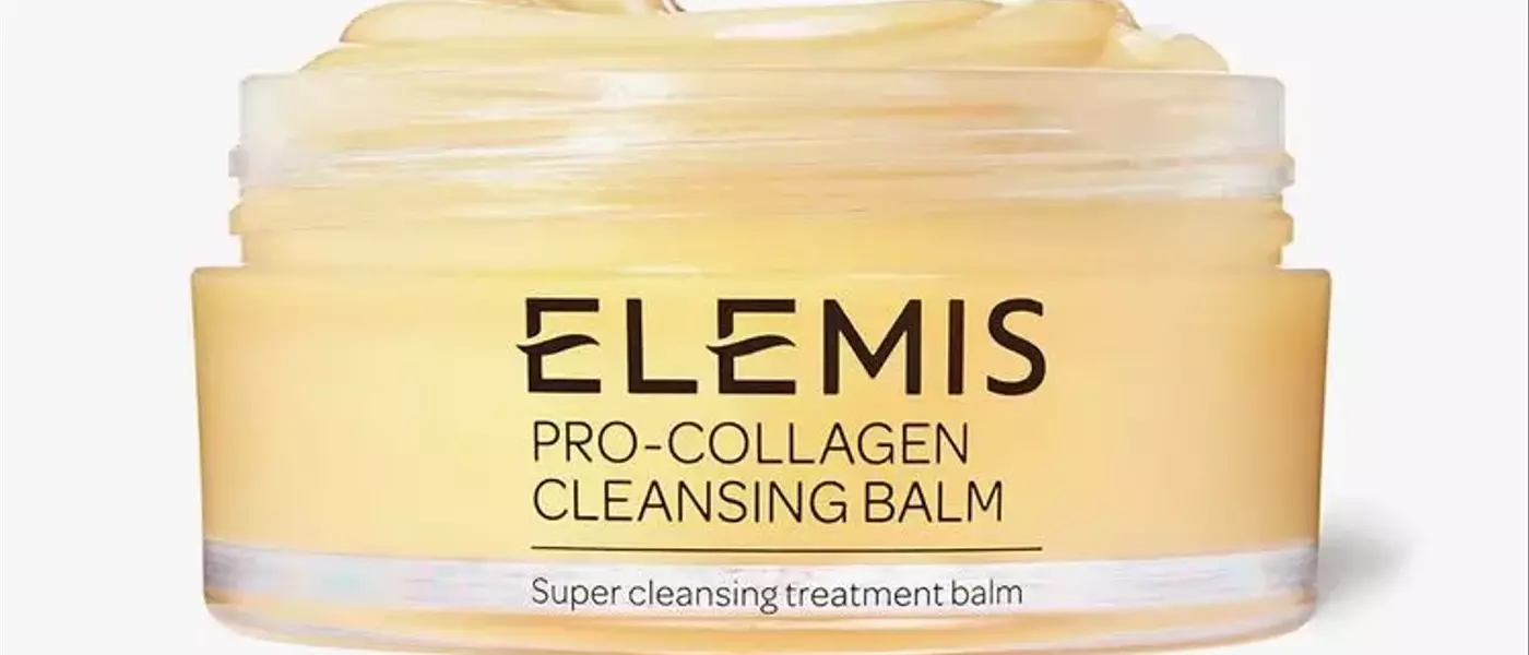 The Transformative Power of Double Cleansing: A Two-Week Skincare Journey