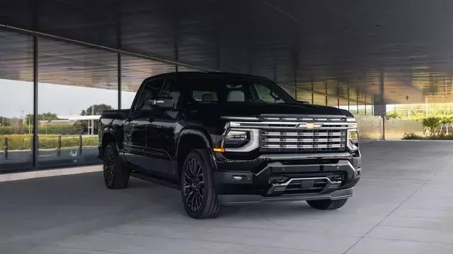 2027 Chevrolet Silverado 1500 High Country: An Advanced Luxury Pickup